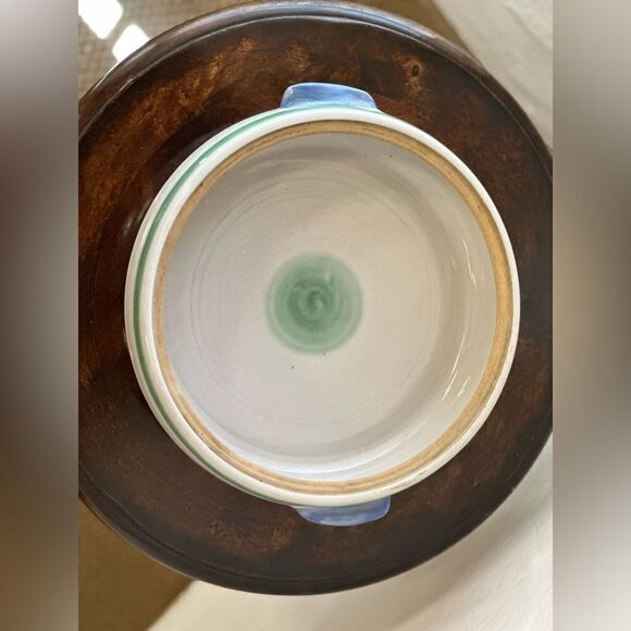 Signed M.A Hadley casserole dish - Picture 10 of 12